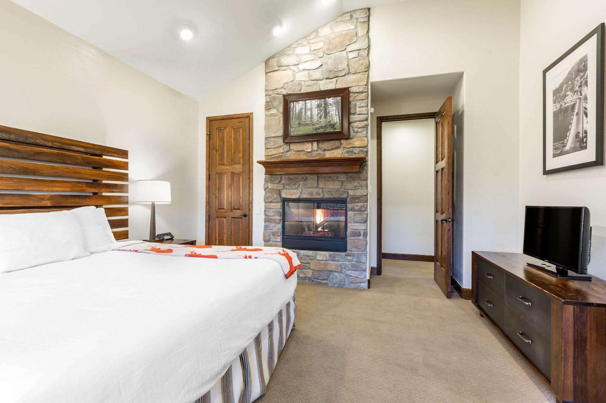 Bluegreen Vacations Big Bear Village, Ascend Resort Collection Биг Бэар Лейк Экстерьер фото