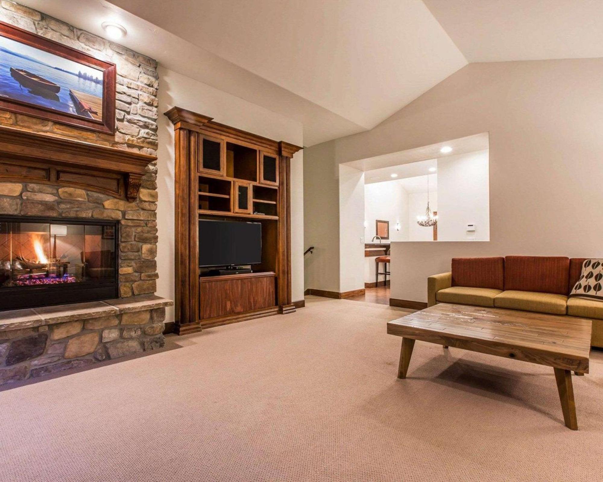 Bluegreen Vacations Big Bear Village, Ascend Resort Collection Биг Бэар Лейк Экстерьер фото